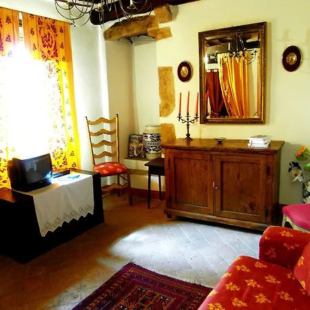 Guest House Il Borgo Di Sempronio 3*